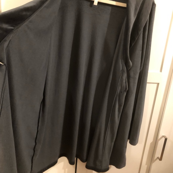 Rhonda Shear Loungewear Sweater NWOT - Picture 7 of 14